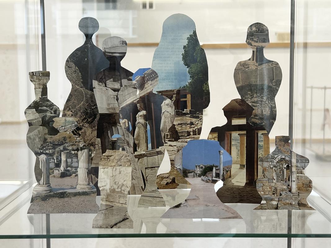 ZEIT2, papirklip i montre set forfra